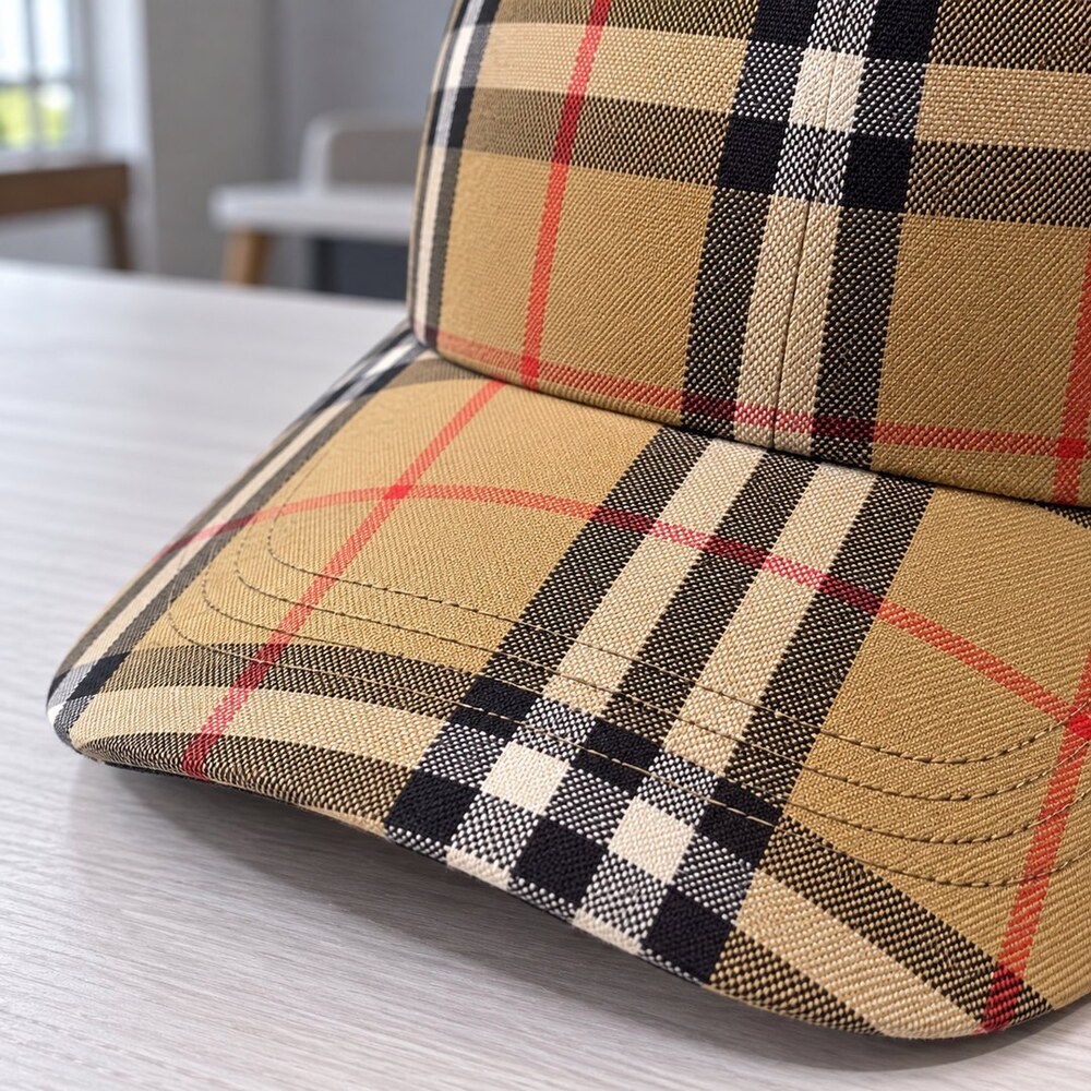 Burberry Vintage Check Badge Cap - Picture 6 of 6